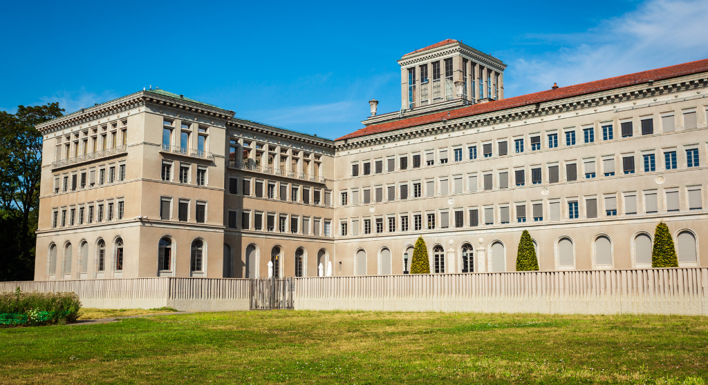 China’s Anti-Suit Injunctions Before the WTO: Procedural Legitimacy, Transparency Limits