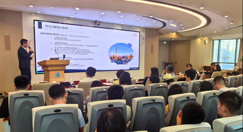 Zhao Wenjie Attends Qingdao Central Foreign-Related Legal Services District Launch Event