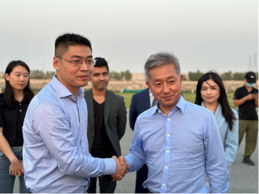 Chinese Ambassador Zhang Yiming Meets Founder of Winson Law Offices